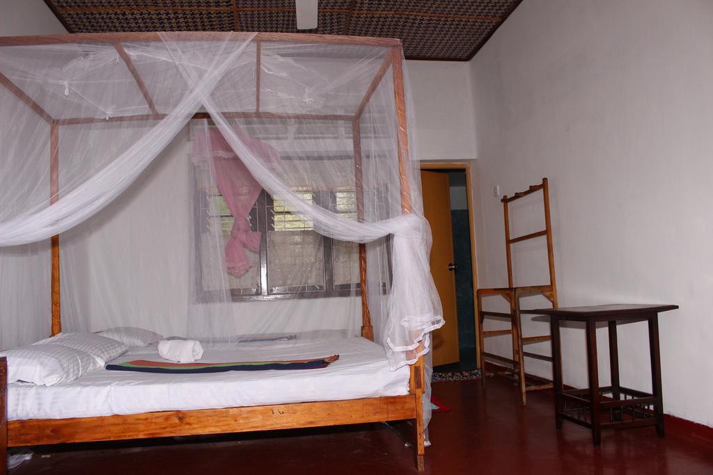 Abberny Villa Midigama East Habitación foto