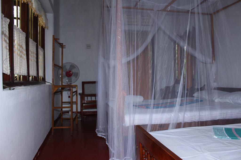 Abberny Villa Midigama East Exterior foto