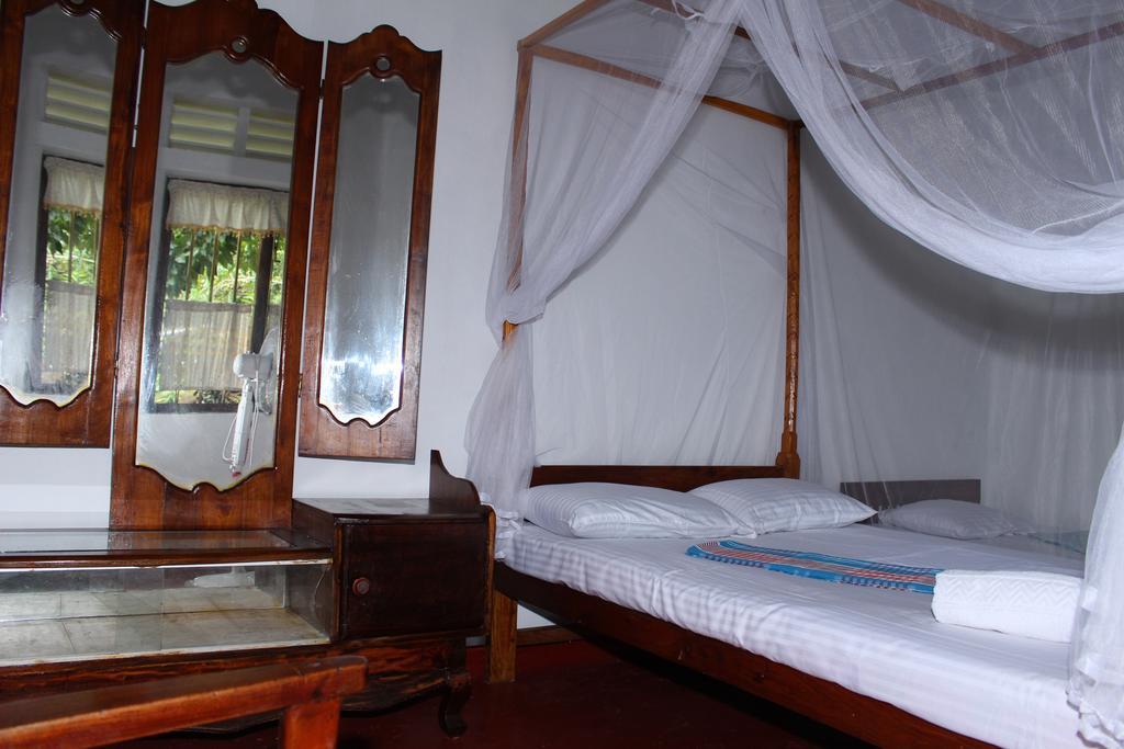 Abberny Villa Midigama East Habitación foto