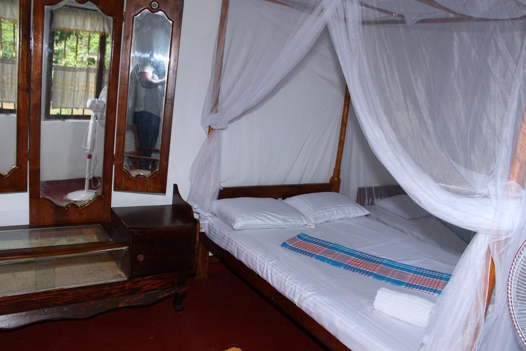 Abberny Villa Midigama East Habitación foto